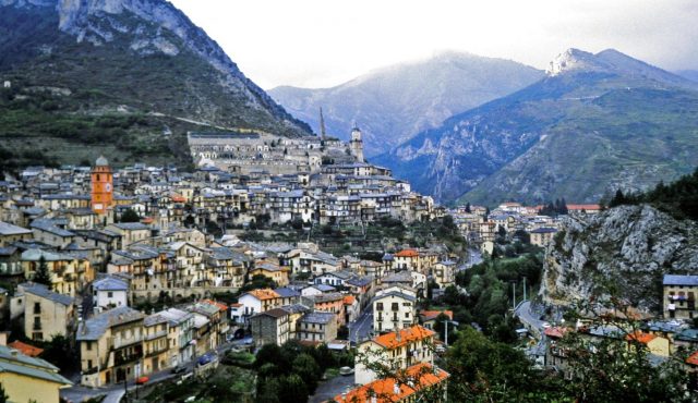 Tende